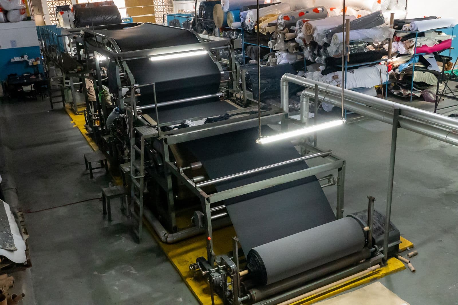 Máquina bondeadora industrial BONDARG — Fábrica de bondeado textil en Buenos Aires